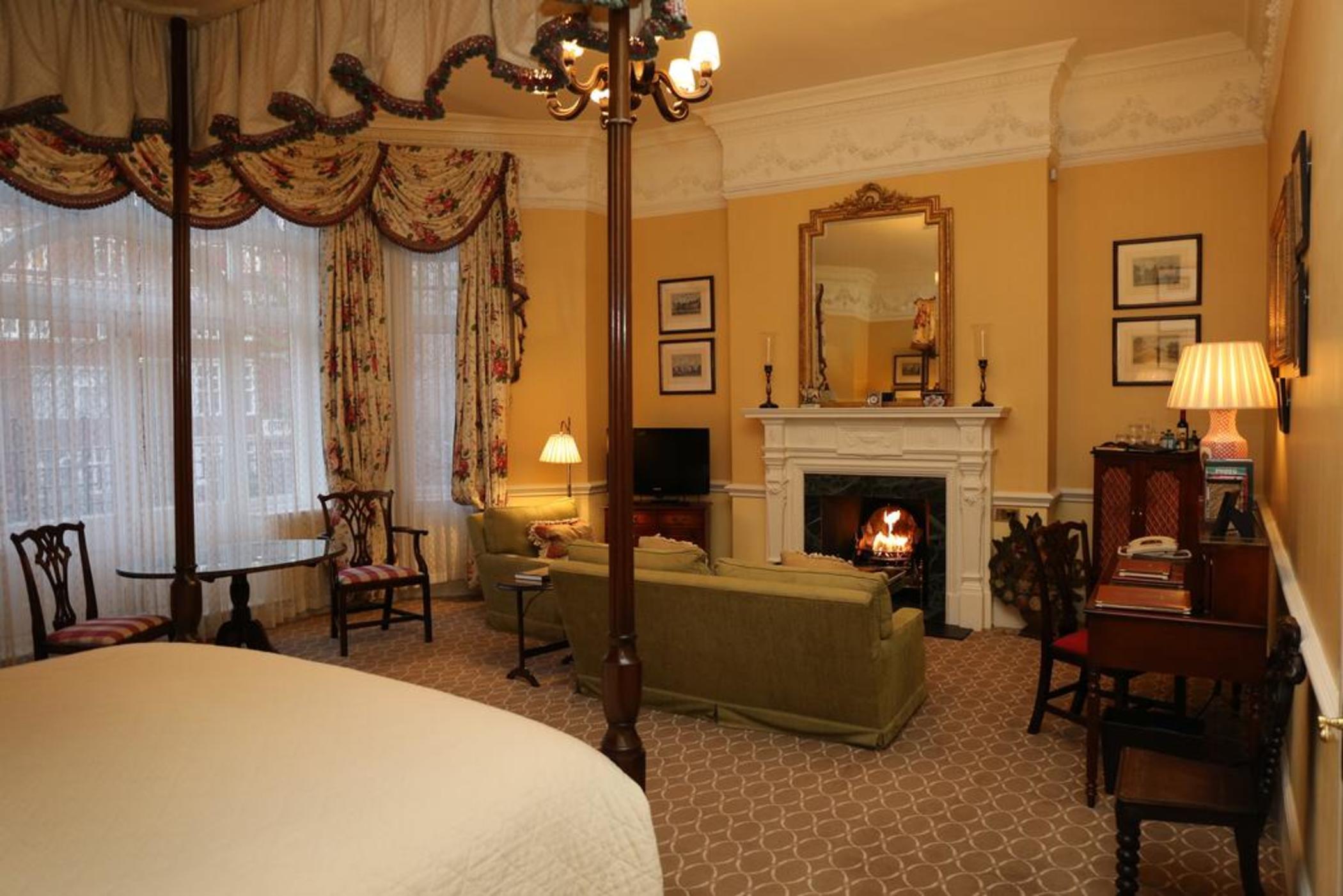 Hotel The Chelsea Townhouse By Iconic Luxury Londen